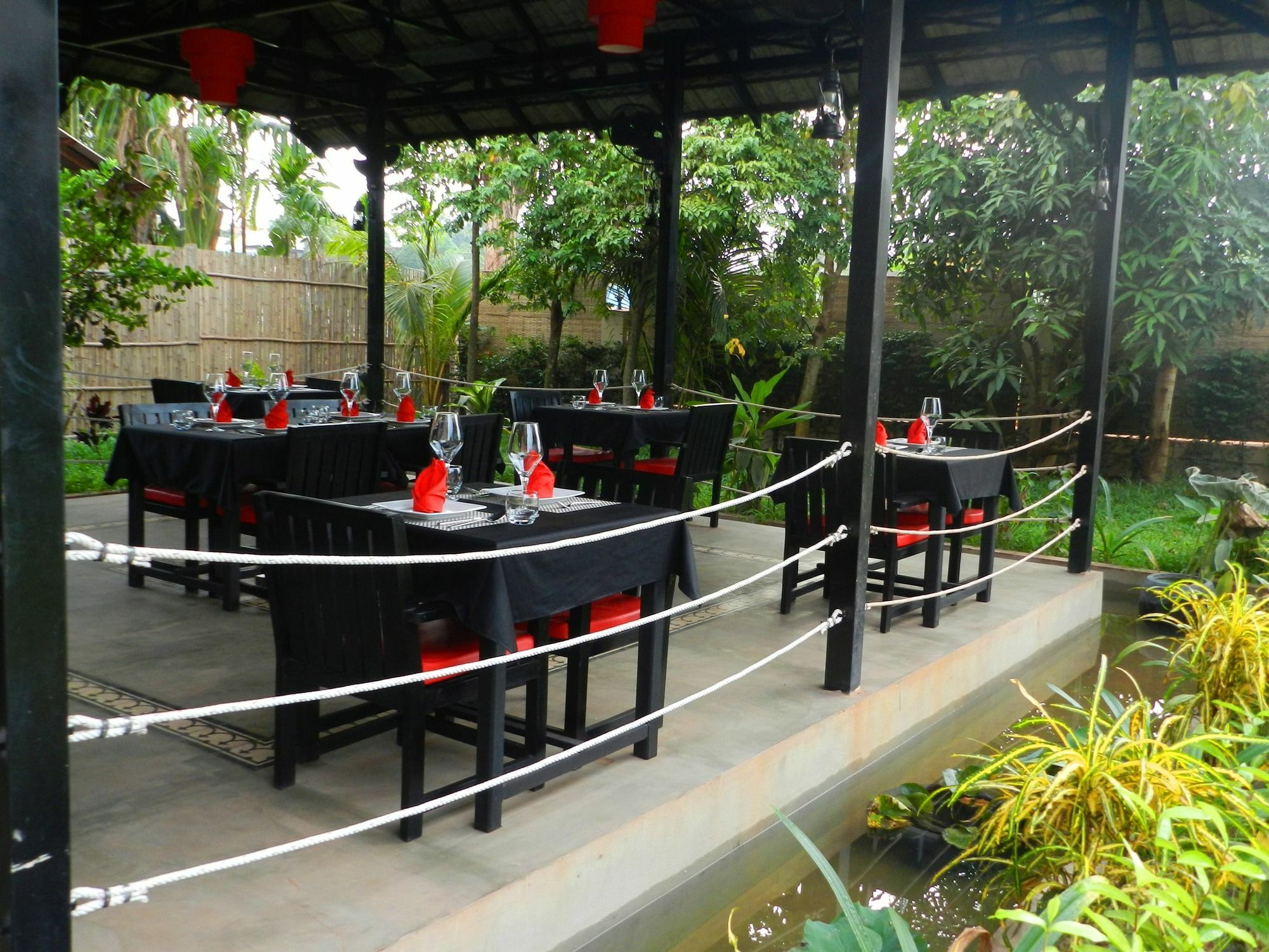 Villa Nissa Siem Reap Exterior foto
